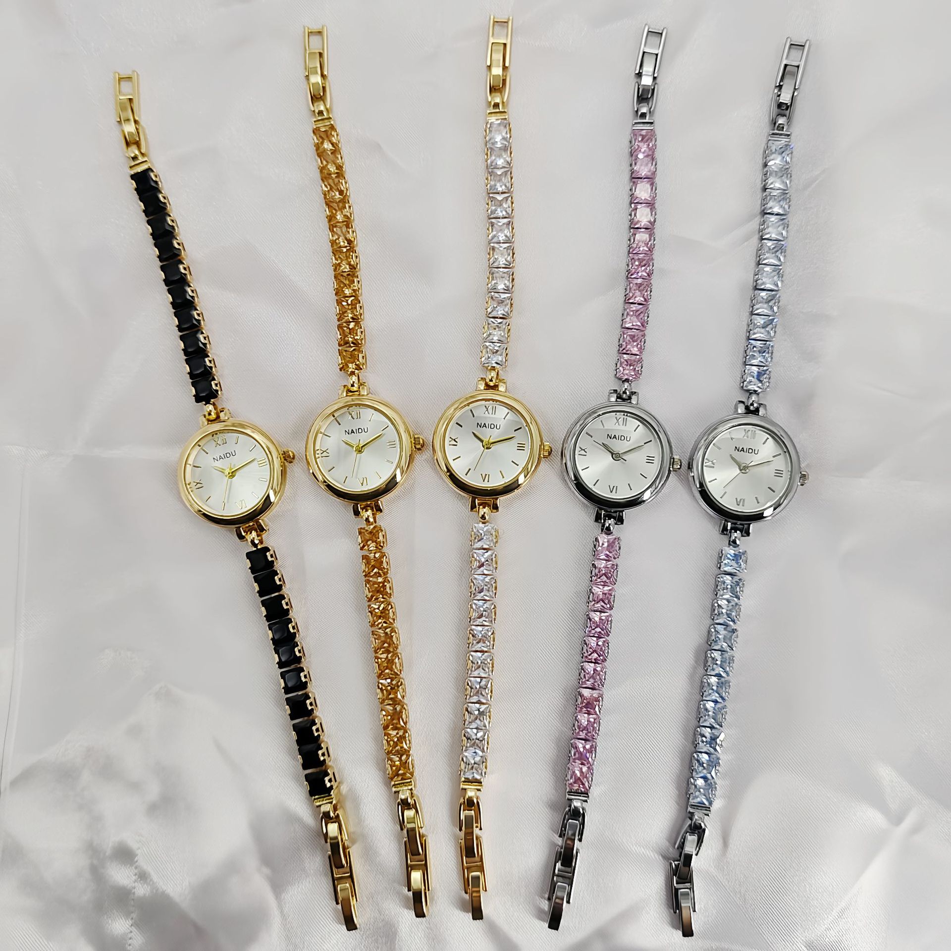 New Fashion Diamond-encrusted  - Luxury Watch Levels ulasan dan harga