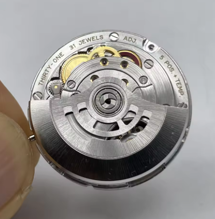 New 40MM GMT Watch for Men 328 - Luxury Watch La ulasan dan harga