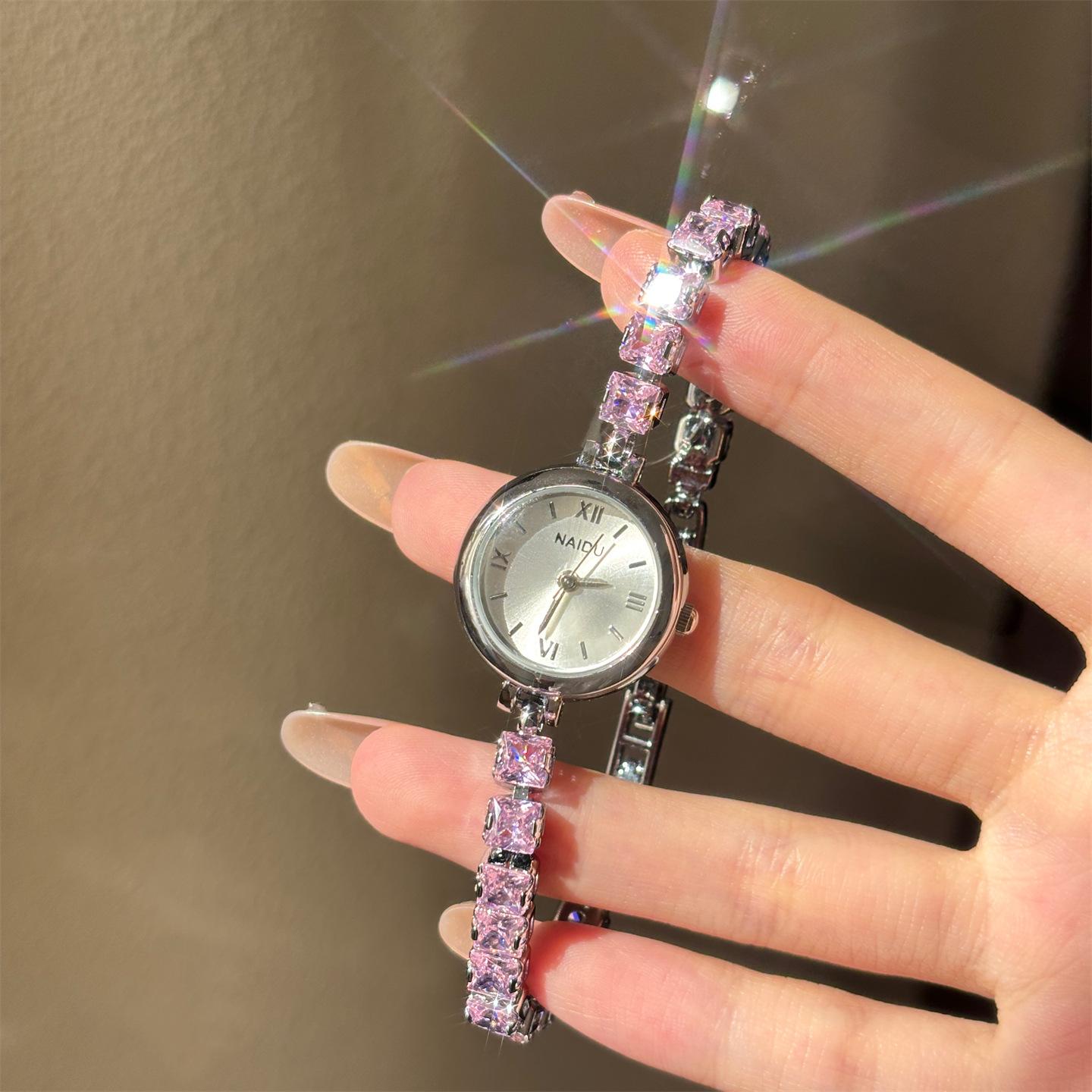 New Fashion Diamond-encrusted  - Luxury Watch Levels ulasan dan harga